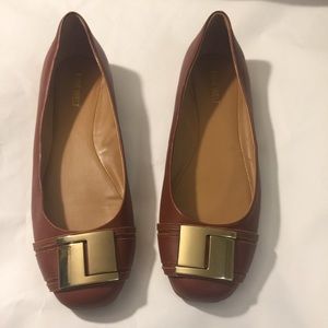 Gorgeous Nine West Leather Flats